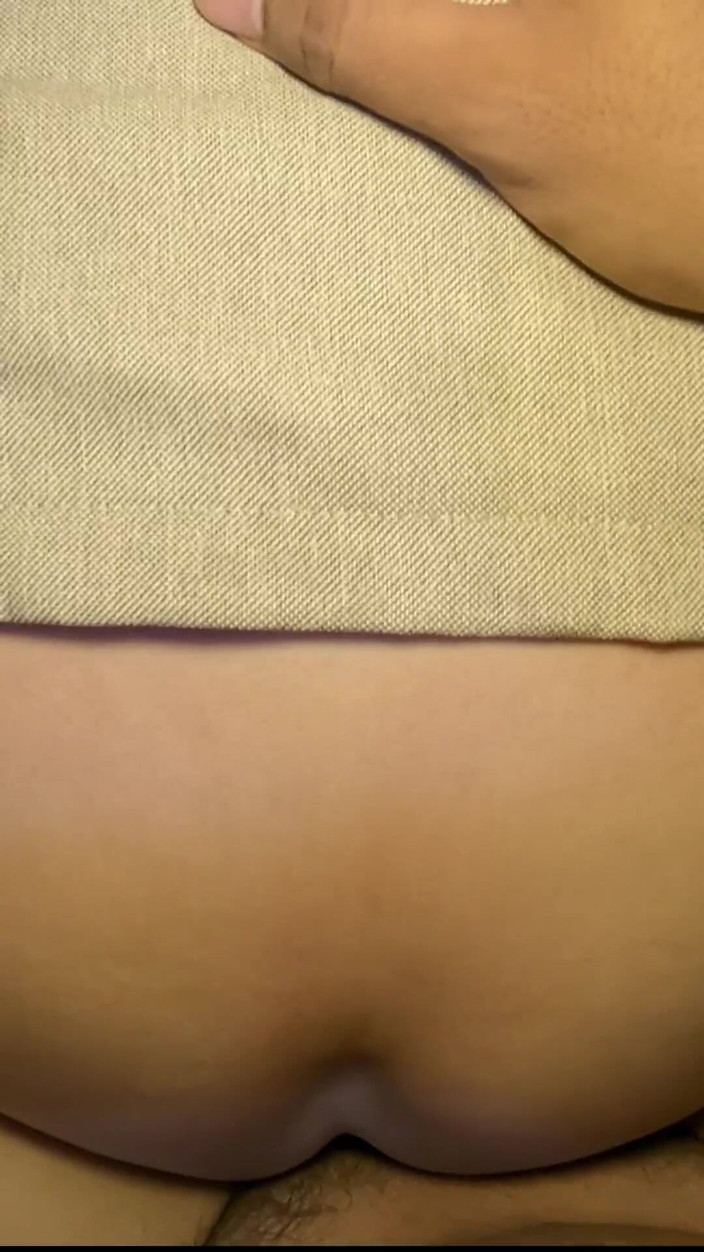 Pinay Tita Mama: Pinay učitelka