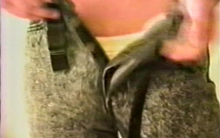 Gay vintage vibes: Erotic Guys Body Fusion 1