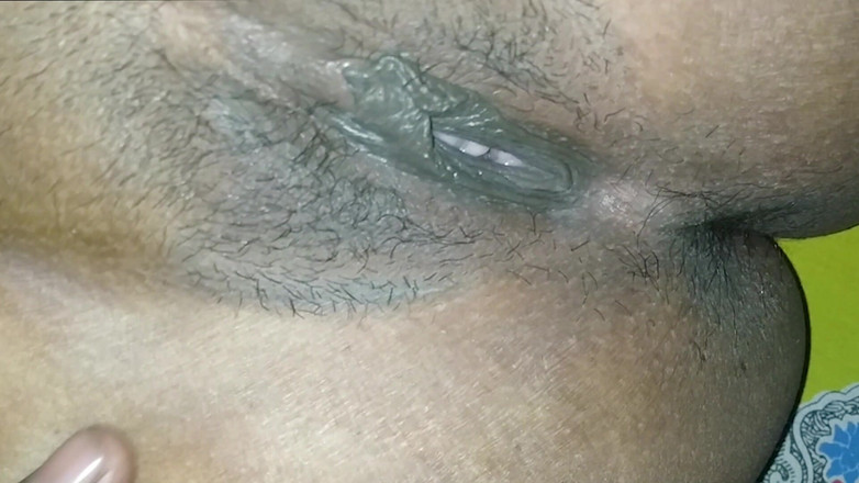 Morjenabb: 德西口交德西女朋友性爱