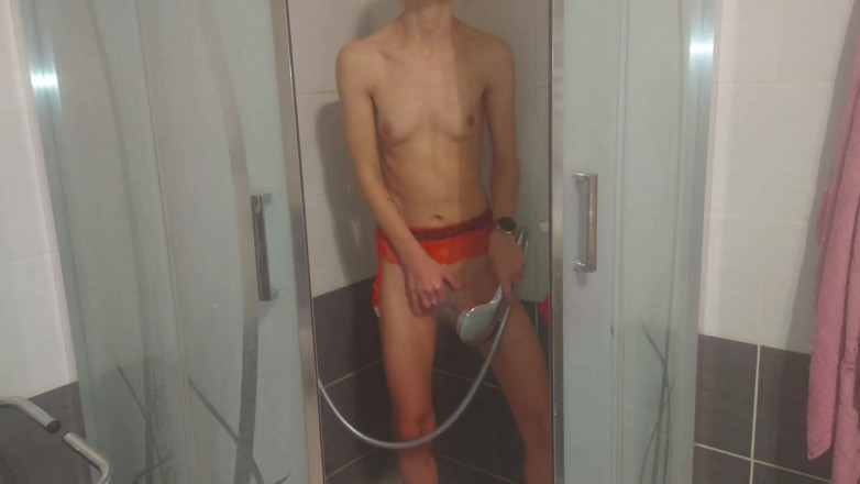 Wet Dripping Pussy: Kinky skinny eighteen year old girl masturbating in the shower
