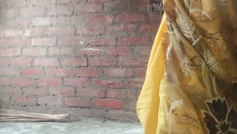 Pushpabhabhi51: Father-in-law and daughter-in-law fucked on the chair