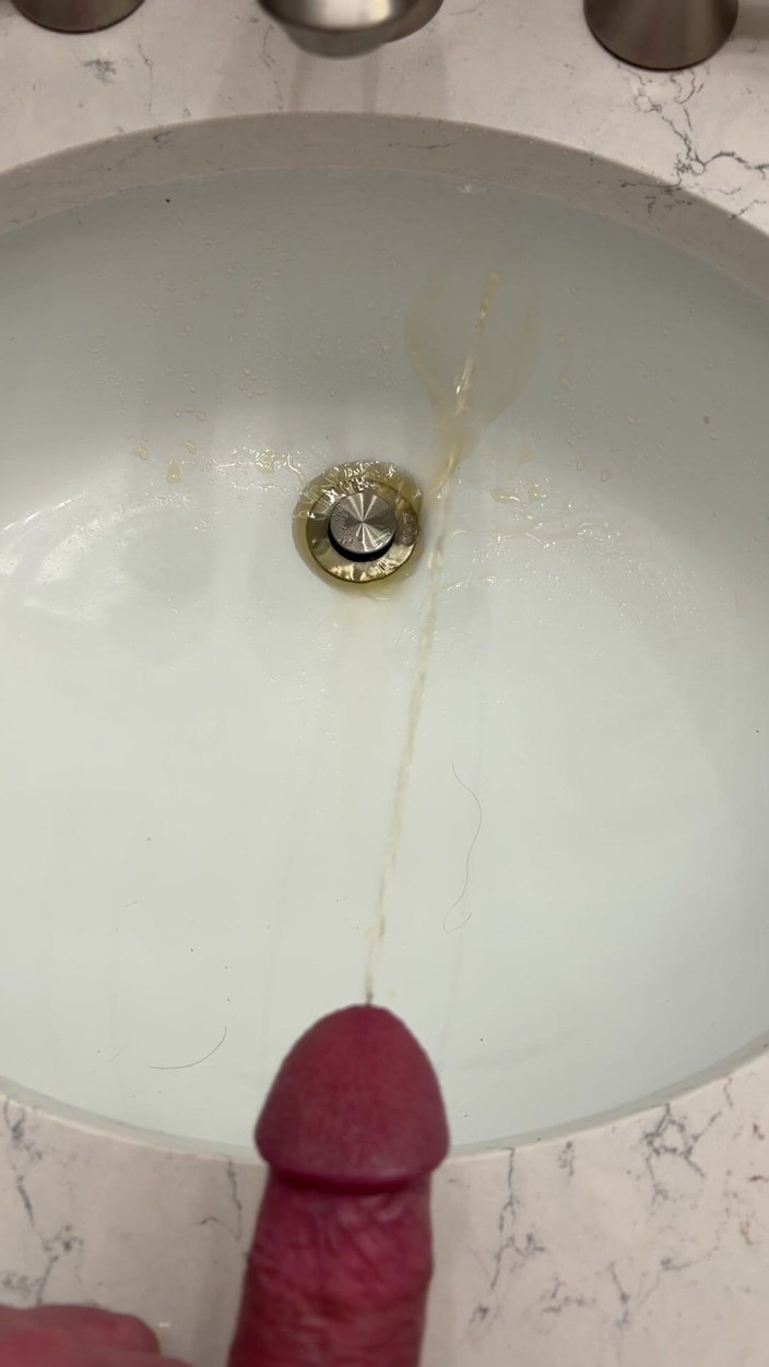 Tatted Daddy: Pisse au ralenti