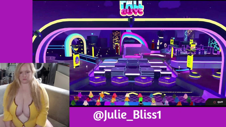 Julie Bliss: Fall Guys - gamergirl - लाइव गेमिंग
