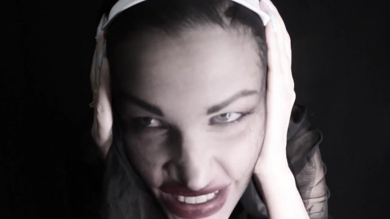 Lady Mesmeratrix Official: Diva del Tubo is a dark nun