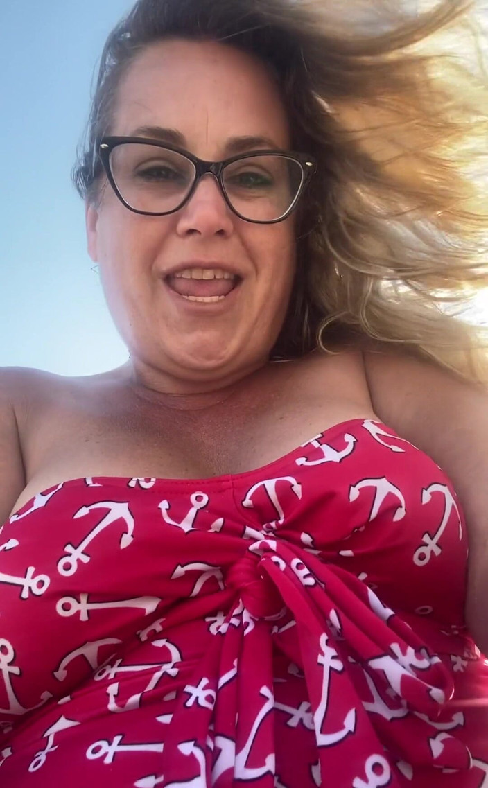 Lily Bay: Dirty Beach