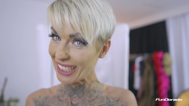 FunDo Casting: Vicky Hundt - Pusingan 1 - Kenali saya!