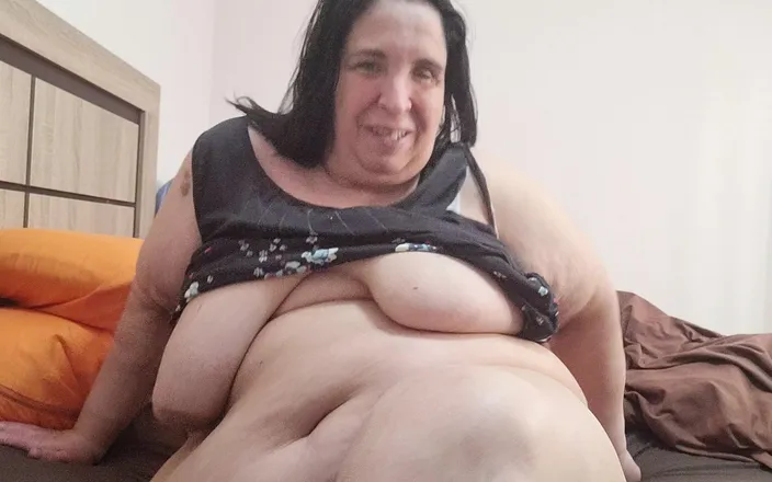 CoolMarina: Spanish granny