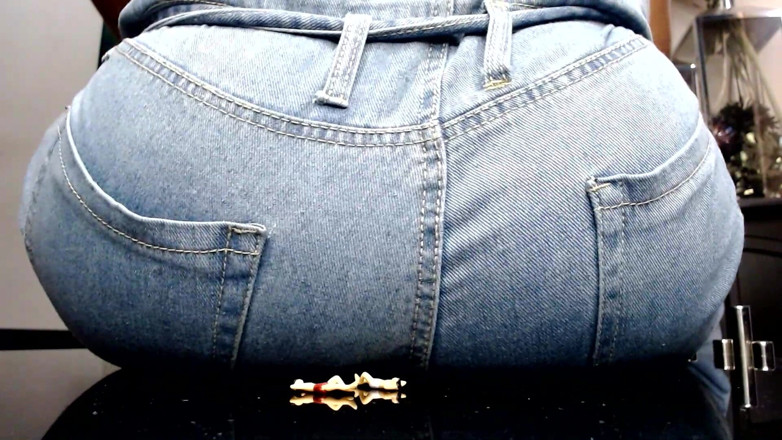 Maeling: Boys Ruined in Jeans Ass-fyxiation with Giant Ass Unknowing