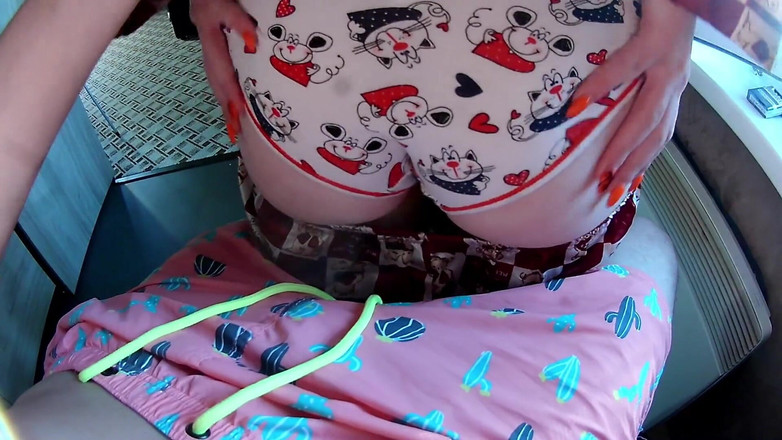 Taboo Room: Schoonheid houdt van mijn lul - volledige creampine - sperma op slipje