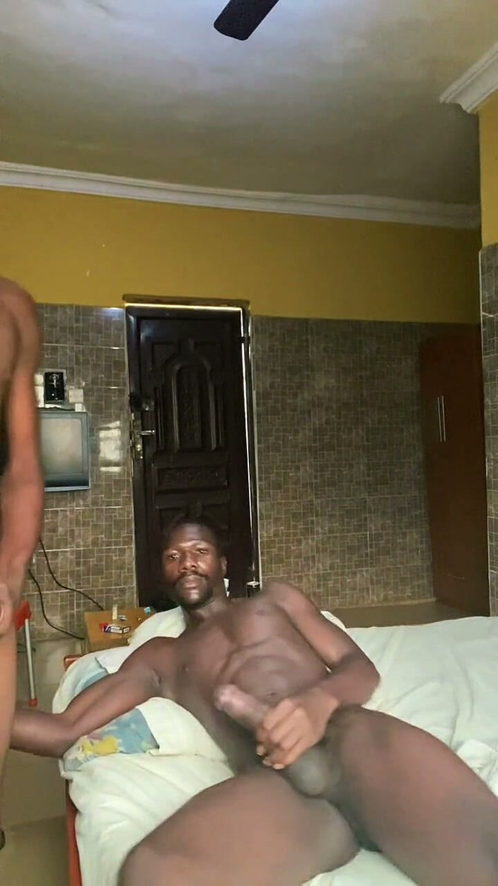 BLACKSHOOTERR: Stepfather Fucking Little Stepbrother and He Enjoyed It.