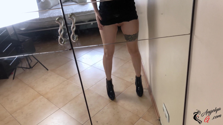 AnGelya G: Babe orgasms from favorite sex toys