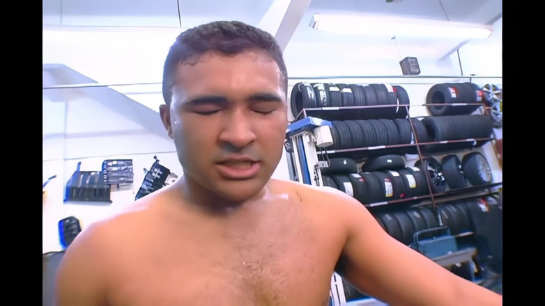 Lexinghton - Full HD: Agatha ve mekanikleri