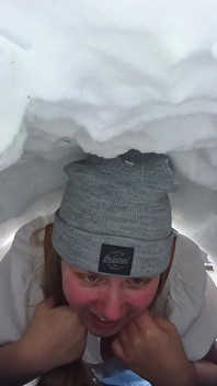 Bị mắc kẹt trong một Igloo.. và mọi thứ đã không diễn ra theo kế hoạch