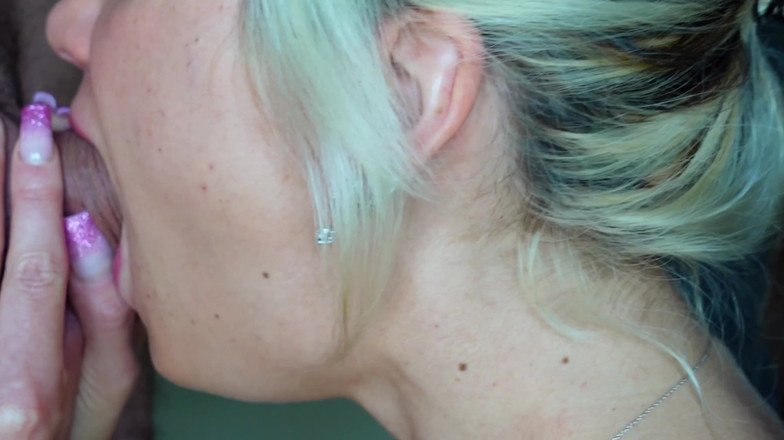 Bella Diamondx: Natte diep in keel - alsjeblieft in mijn mond