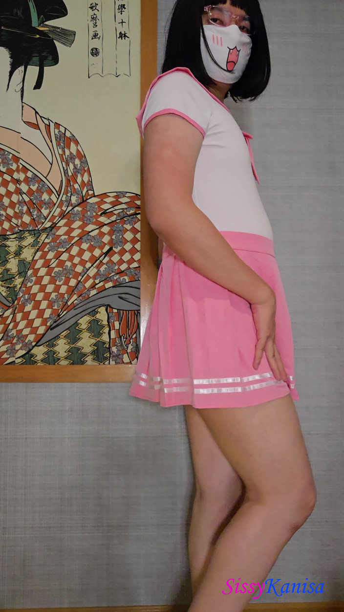 SissyKanisa: Camerino di prova di sissy Kanisa: La marinaia rosa Onesie