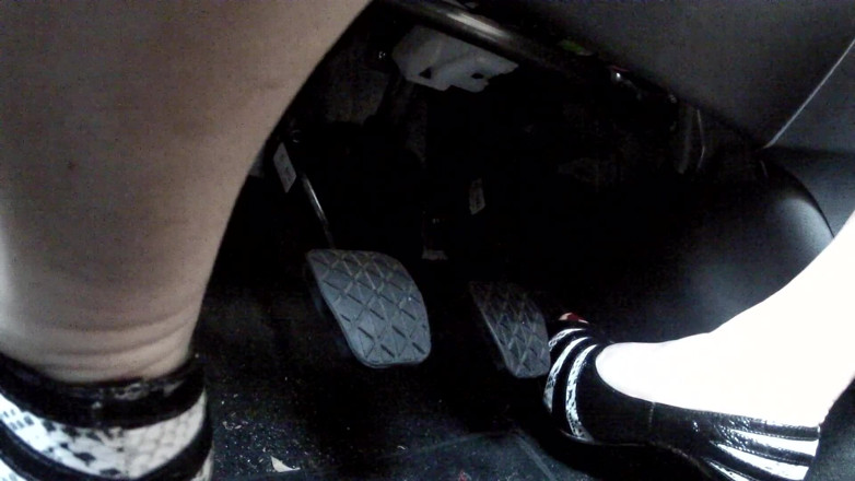 Sydney screams fetish: 6-speed Manual Mazda3 in Stilettos - HD Wmv