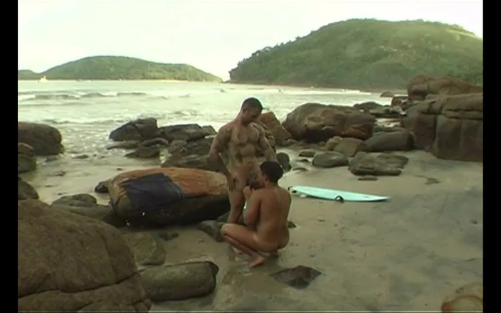 Latino Boys Studio: Hot Brazilian Latino Twinks in Raw Fuck on the Beach