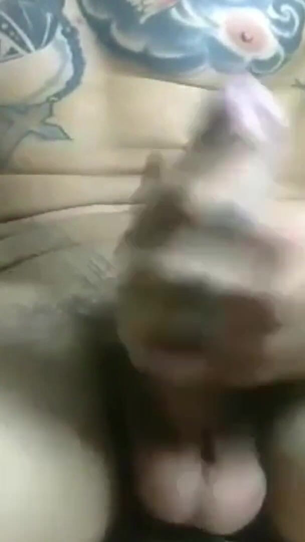 Jerking off (World Gay)