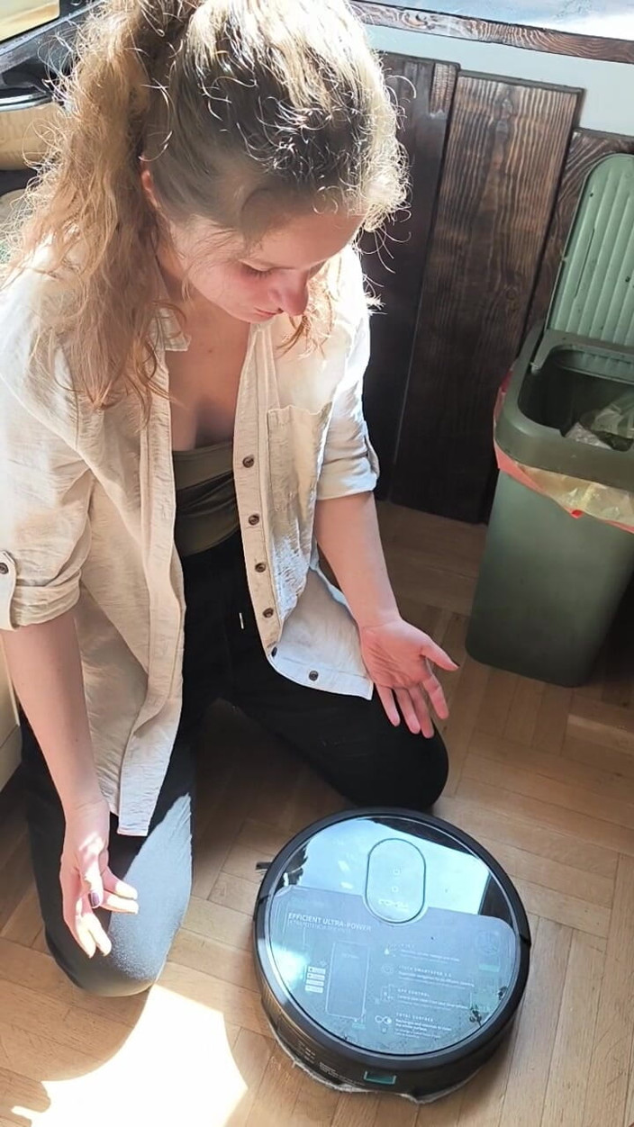 FenekManul: Vacuum Bot Instruction