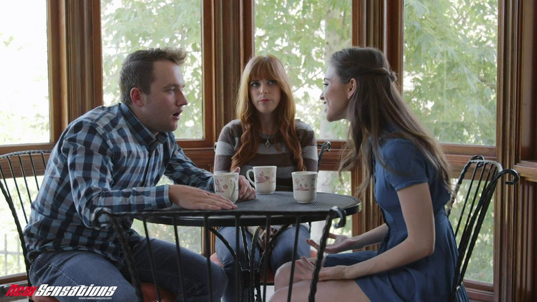 New Sensations: A submissão de Emma Marx # 3 - exposta