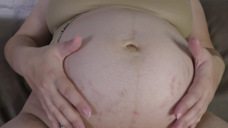 Milky Mari: Femme enceinte, le corps sexy révèle ! Gros ventre de femme...