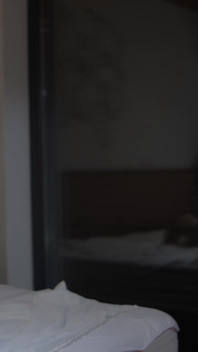 Busty Blonde Latina Gatita Veve zostaje zerżnięta ostro i surowo