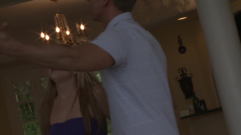 CBD Media: Young people house party turns to group sex