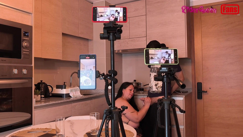 Riderqueen: Wideo dla fanów - pasierb odwiedza macochę w kuchni