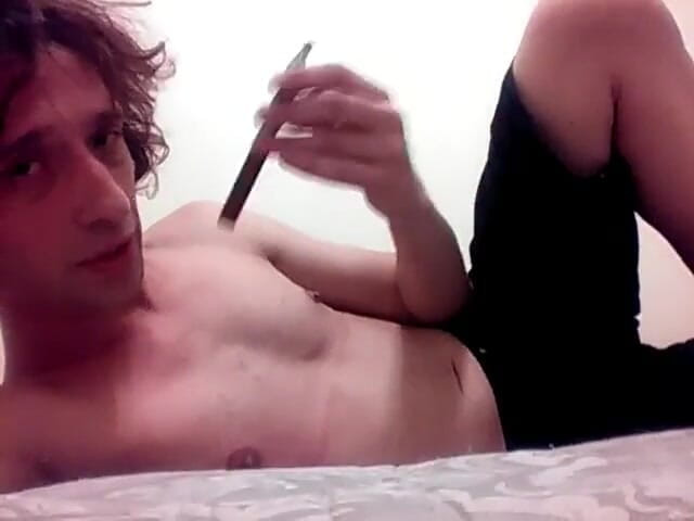 LilTaste: Topless transmeisje verdampen met bericht aan onzekere/vragende lgbtqia+ -mensen