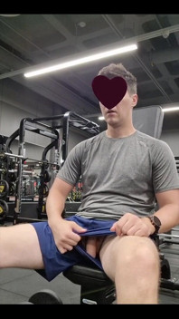 Solo Time in Gym