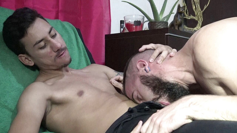 AMATOR BAREBACK FRENCH PORN: Guillem ramos被性感的阿拉伯女郎生性交