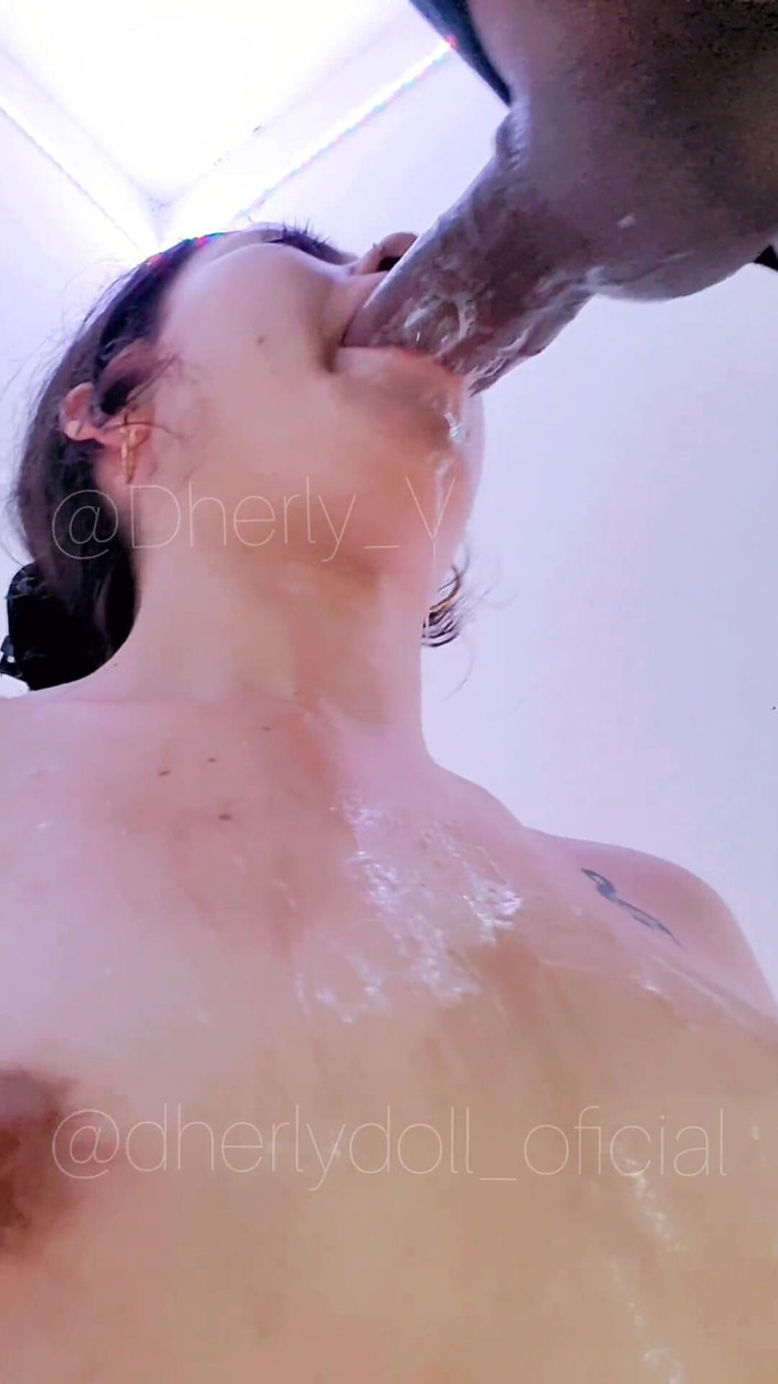 DherlyDoll: Deepthroat a nedbalý facefuck