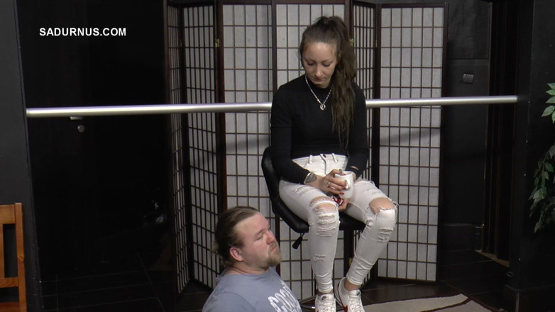 Sadurnus: Mistress Evangelie Gets Her Shoes Cleaned and Smokes
