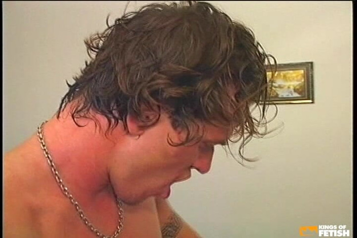 Big Tits for You: 巨乳の美女がおもちゃで遊んでソファでおまんこを激しく叩かれます