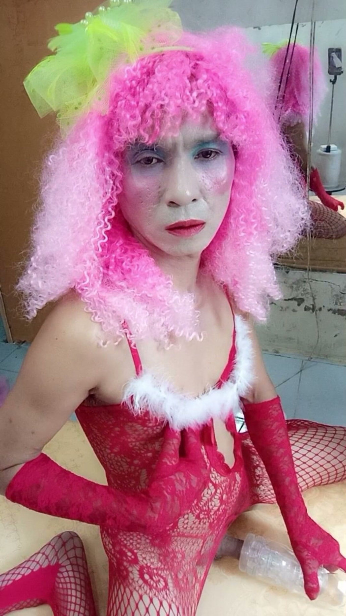 nguyen dang thien tri: Transgender le indossa sexy calze a rete porno giocando con...