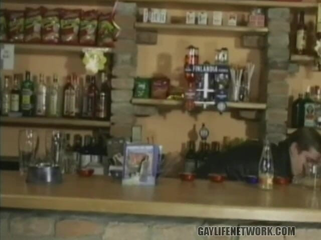 Gay Life Network: Barman šuká klienta