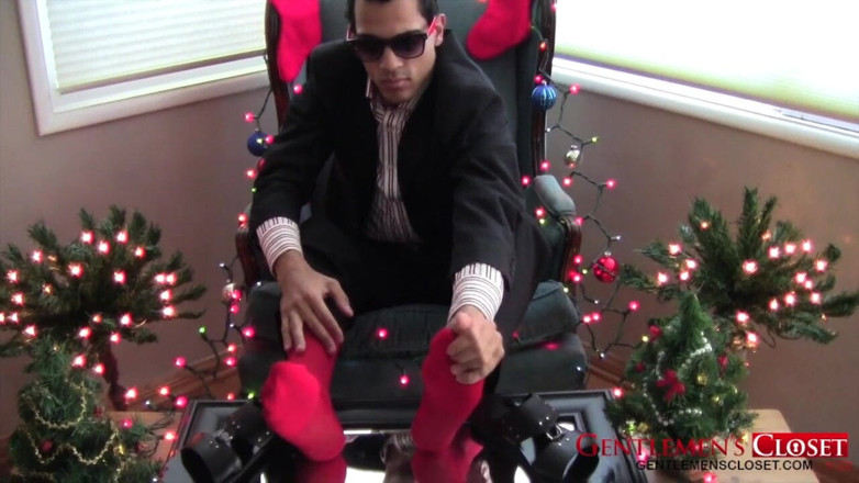 Gentlemen's Closet: Sheerful Christmas