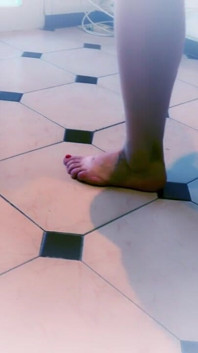 Sexy Feet Walking