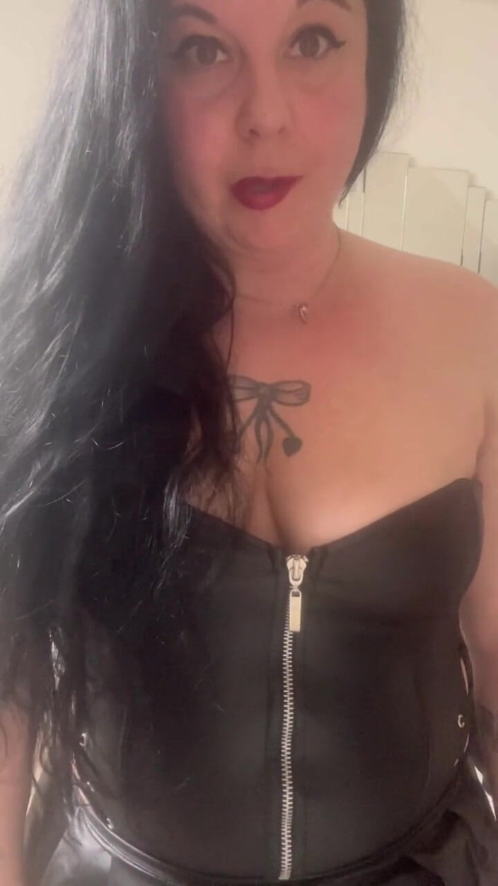 Maitresse Clara: Nie powiesz nie ...