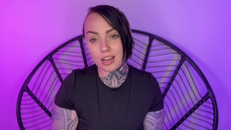 Miss Valentina: Ballbusting dan ngentot