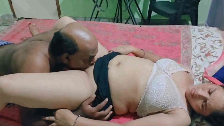 Sexy sindu: เย็ดโรแมนติกเมียอินเดียอวบ