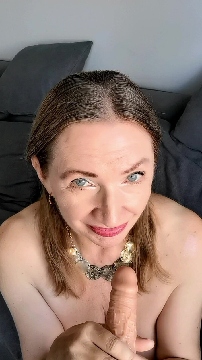 MariaOld: 잘못된 방, 올바른 순간 : 야생의 열에 대한 비밀 눈