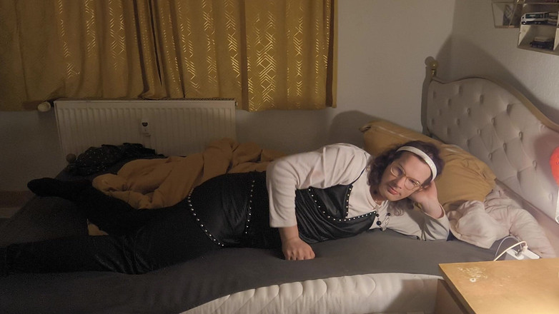 JanineLang: Undressing and Horny Masturbating