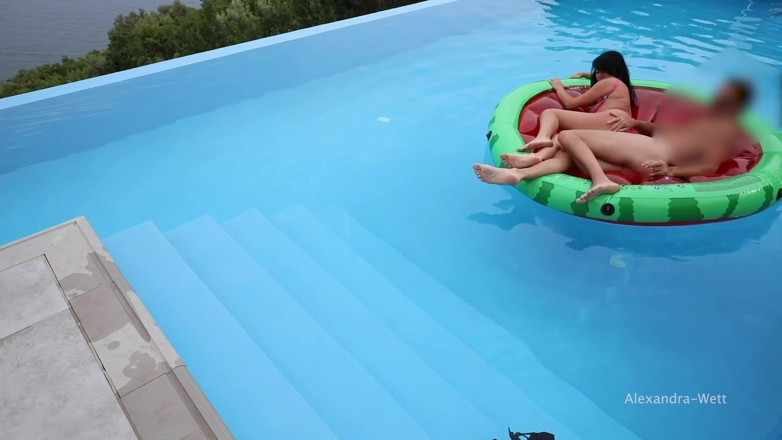 Alexandra Wett: Fucked in the Hotel Pool in Front of All Guests