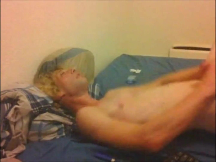 LilTaste: Cumming on My Stomach with Buttplug in My Fuckhole (no Audio/no...