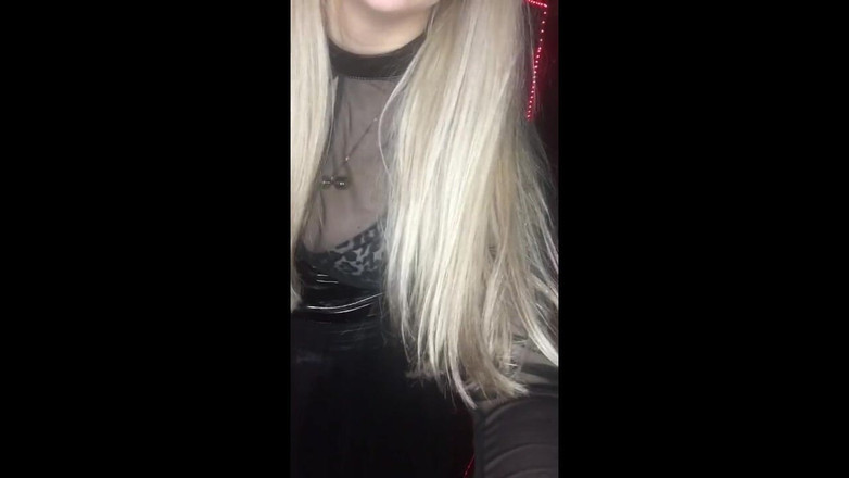 Queen_of_BDSM: Otrok v kleci XXL přerůstá!