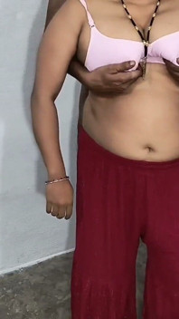 Beautiful Indian Bhabhi in Hot Blouse Loved and Fucked by Her Devar
