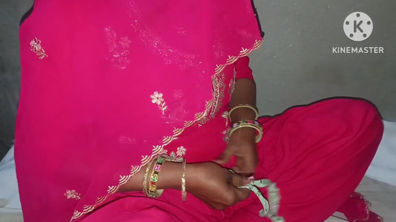 Savita5343: भारतीय सौतेली मम्मी की किचन में जोरदार चुदाई - रफ सेक्स