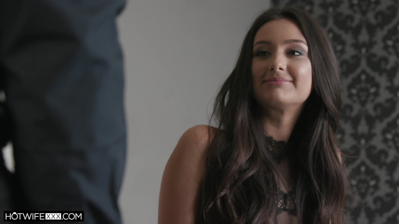 New Sensations: Eliza tiene su mejor primera vez