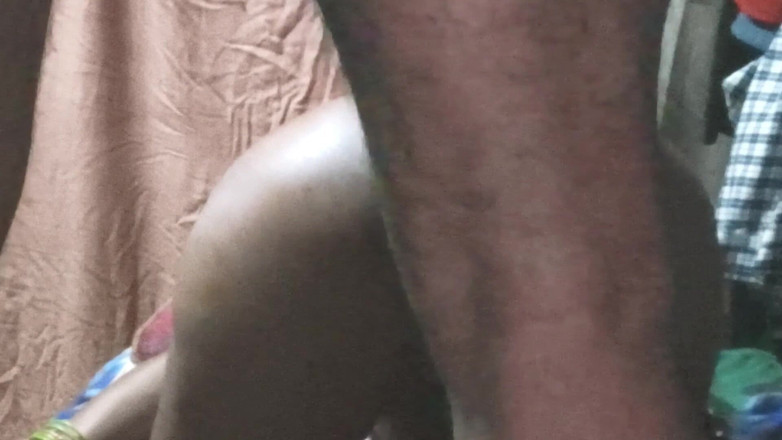 Indian anal: Kayınbiraderim eğleniyor ama sert anal seks yapıyor